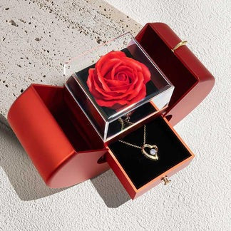 Coffret Rose Éternelle & son Collier d'Amour